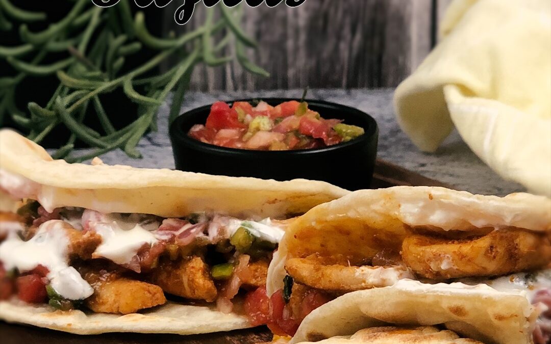 Chicken Fajitas (Easy & Flavorful)